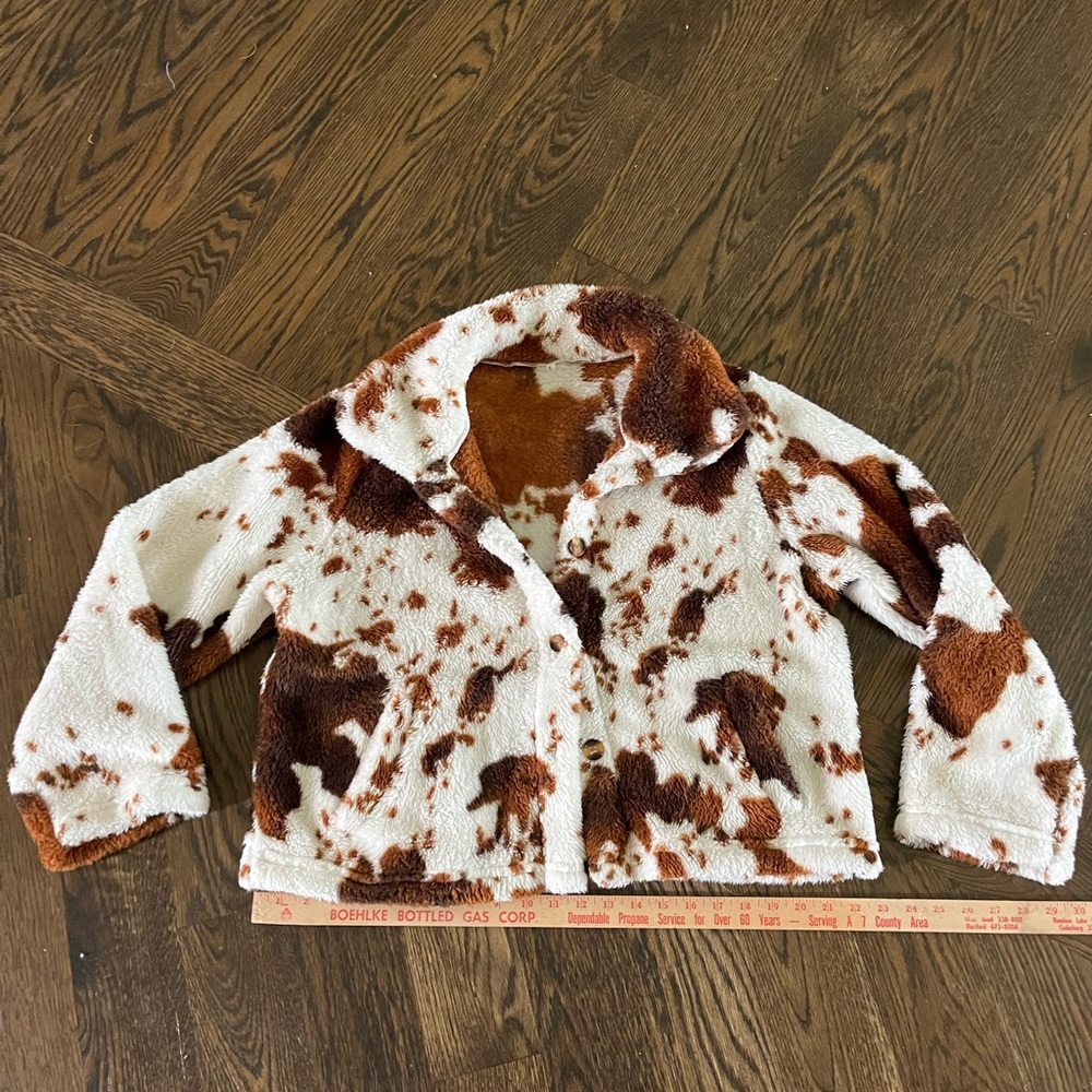 Large Brown and White cow print Sherpa type , fuzzy Jacket button down coat